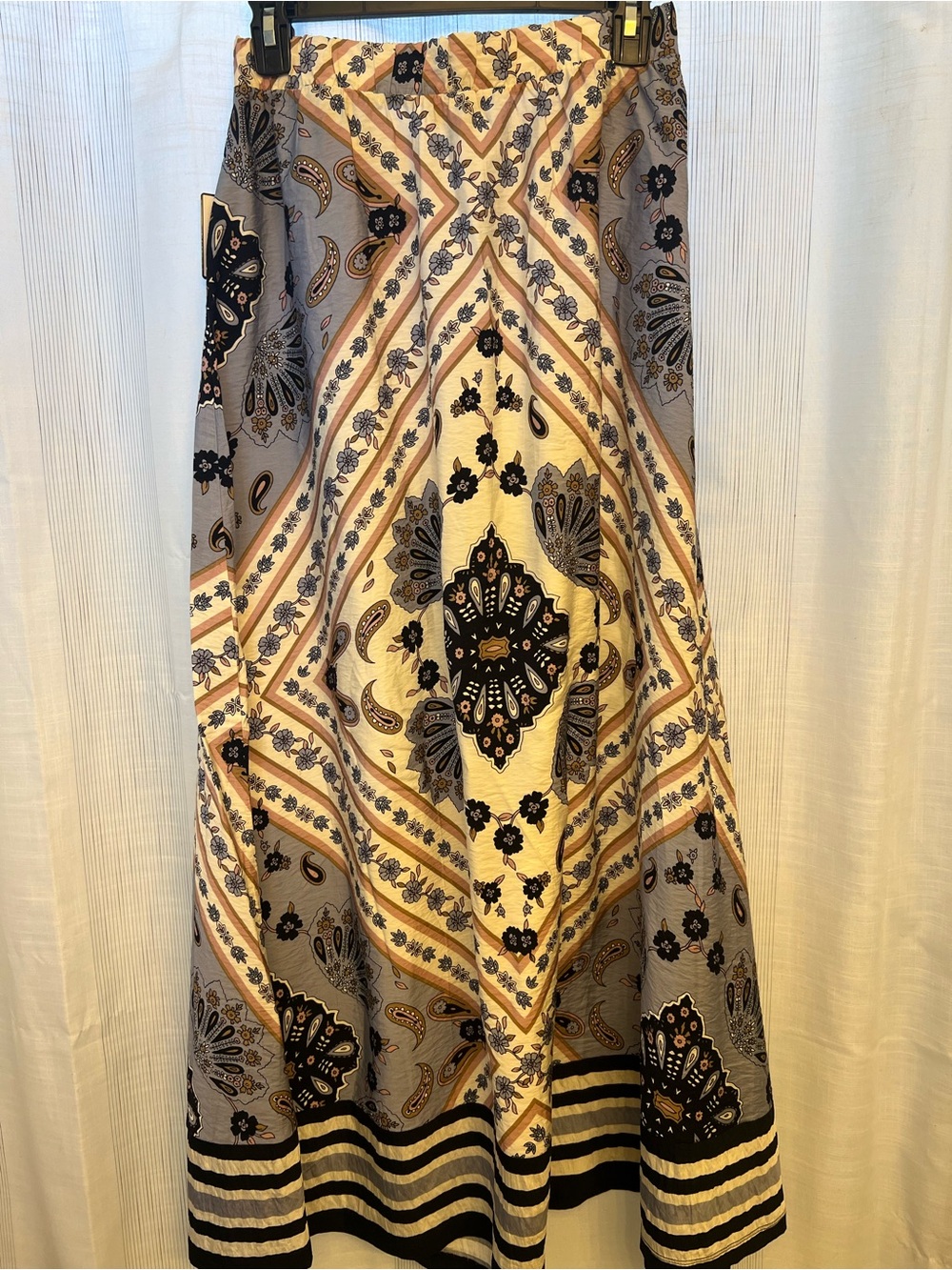 Nordstrom Skirt! Unique paisley/abstract pattern and so soft! - Picture 3 of 6